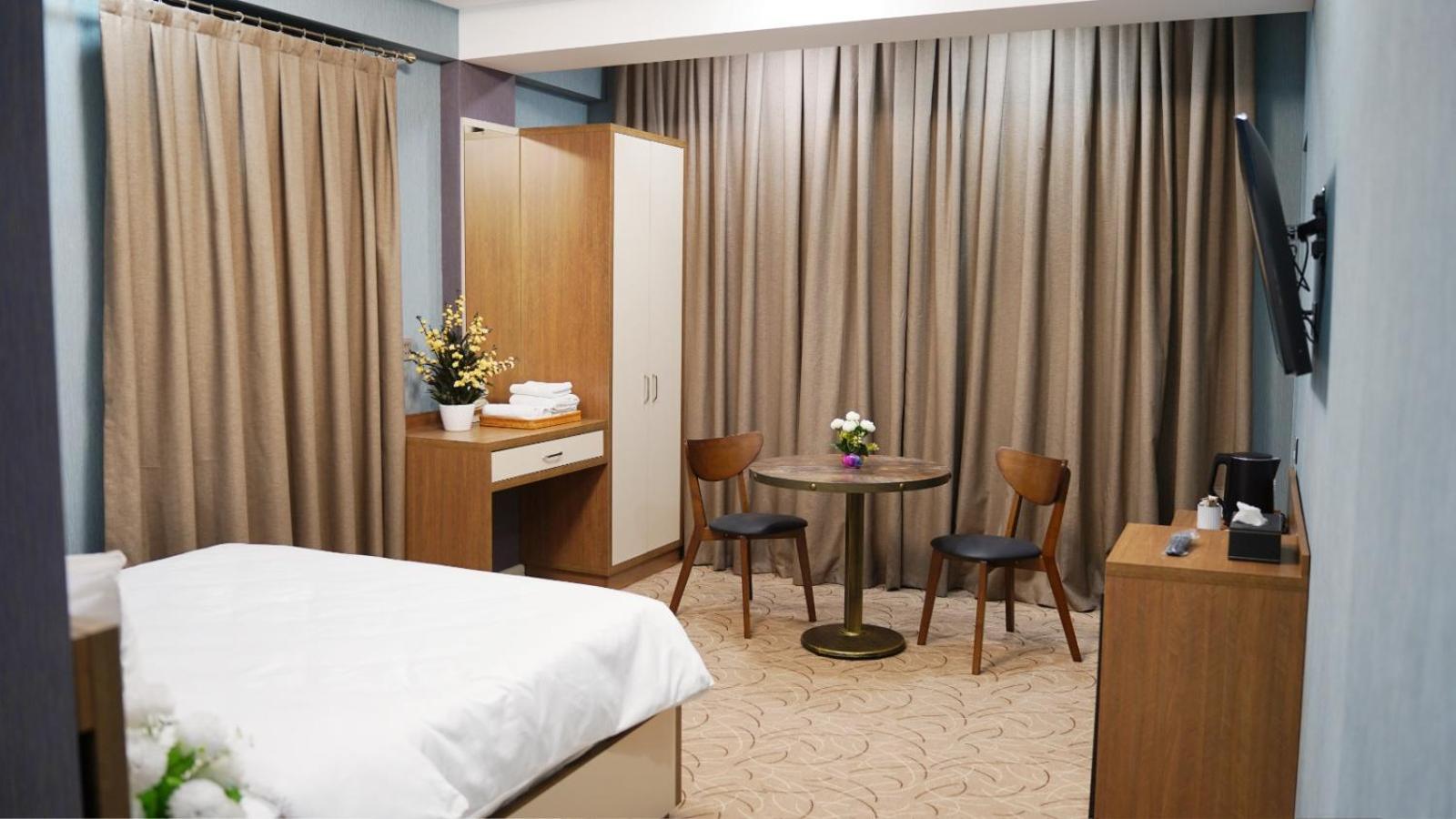 Royal Meridien Hotel Baky Esterno foto