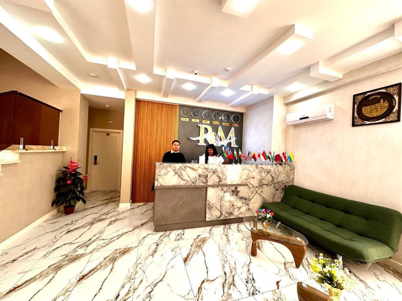 Royal Meridien Hotel Baky Esterno foto
