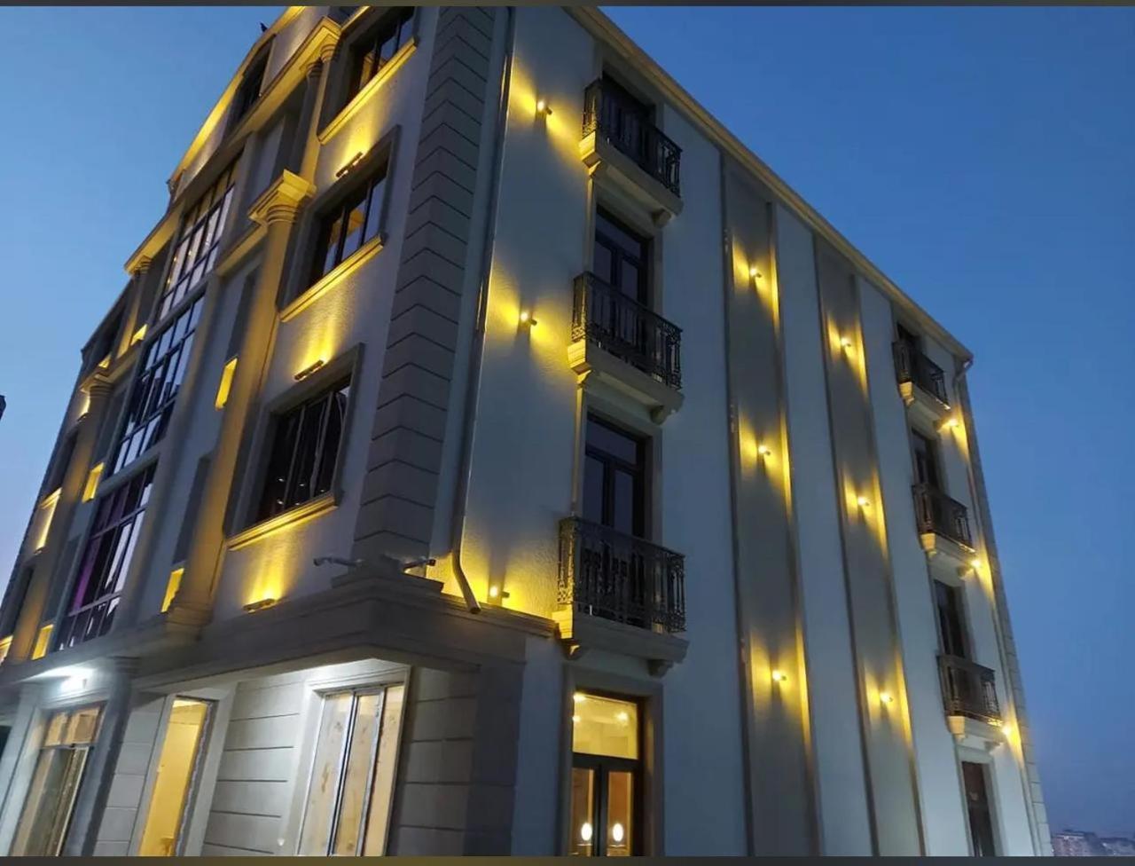 Royal Meridien Hotel Baky Esterno foto