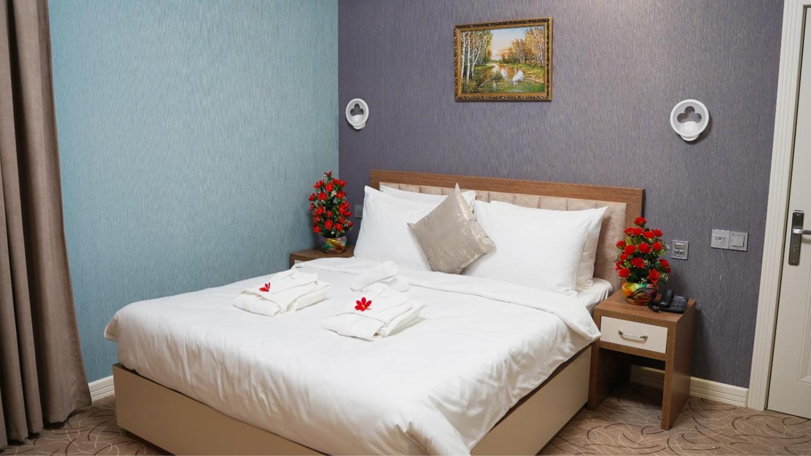 Royal Meridien Hotel Baky Esterno foto