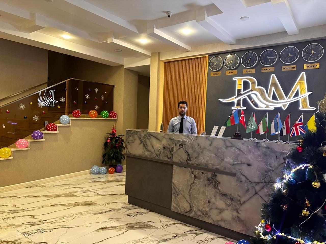 Royal Meridien Hotel Baky Esterno foto